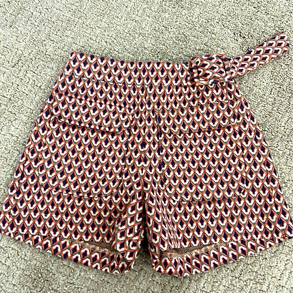 NWOT Zara shorts 7